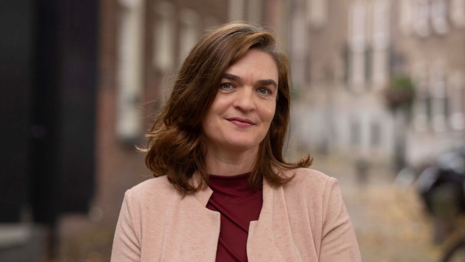 portretfoto van elleke landeweer